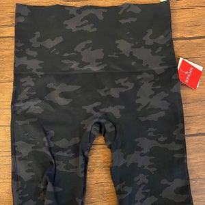 SPANX Booty Boost Active Bike Shorts